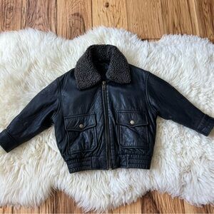 Danier Leather Bomber Jacket Removable Sherpa Collar Size 5